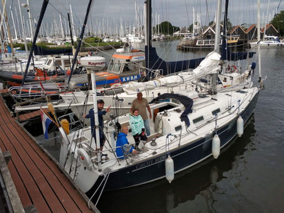 Sailboat Beneteau First 36.7 · 2002 · Grote Beer (0)