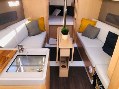 Velero Beneteau Oceanis 30.1 · 2020 · Quicksailito (1)