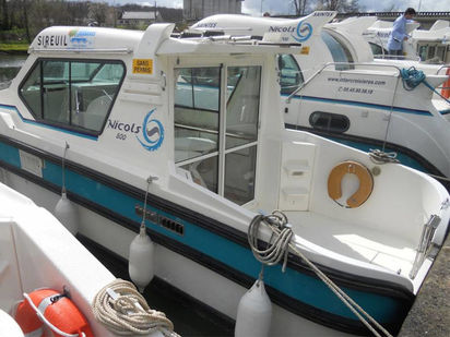 Huisboot Sedan 800 · 2000 · SIREUIL (1)