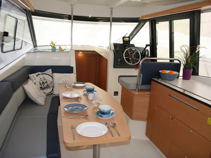 Bateau à moteur Platinum 989 · 2020 · Platinum 989 Flybridge (Premiera) (1)