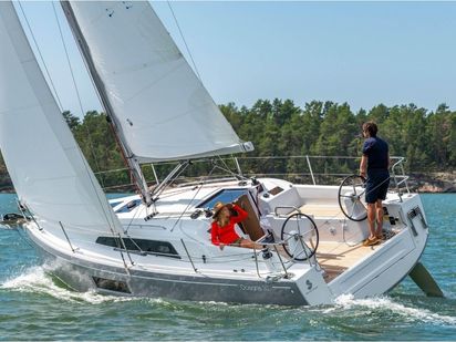 Sailboat Beneteau Oceanis 30.1 · 2021 · Carina (0)