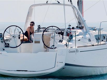 Voilier Beneteau Oceanis 35.1 · 2021 (0)