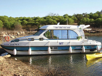 Huisboot Nicols Sedan 1010 · 2003 · BELMONT (0)