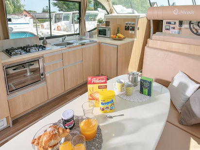 Houseboat Nicols Sixto Fly C · 2021 · LUTZELBOURG (1)