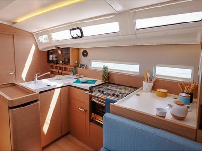 Voilier Jeanneau Sun Odyssey 410 · 2022 · BARRACUDA (1)