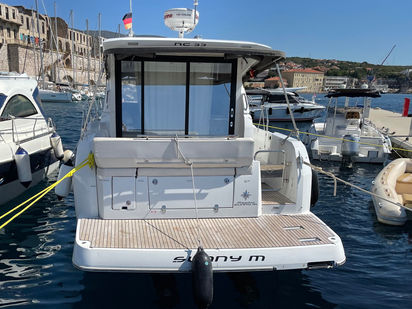 Bateau à moteur Jeanneau NC 33 · 2019 · Sunny M (0)