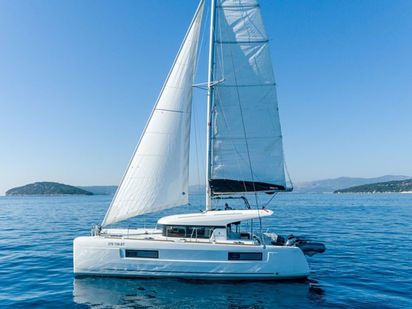 Catamaran Lagoon 40 · 2020 · BYE BYE 2020 (air condition, generator) (1)