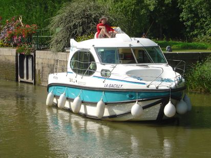 Houseboat Nicols Estivale Duo · 2004 (0)