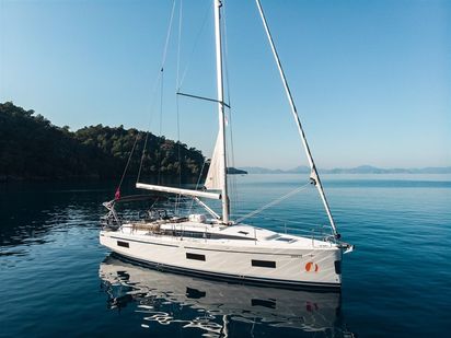 Velero Bavaria C42 · 2021 · NOMAD (0)