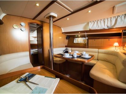 Velero Jeanneau Sun Odyssey 42 i · 2008 · Triton (1)