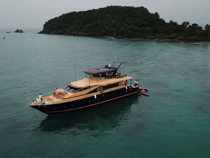 Bateau à moteur Azimut 76 · 1987 (0)