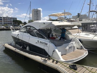 Bateau à moteur Beneteau Gran Turismo 38 · 2012 (0)