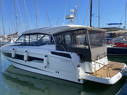 Bateau à moteur Jeanneau NC 37 · 2022 (0)