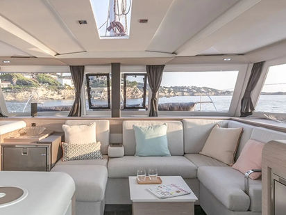 Catamarán Fountaine Pajot Isla 40 · 2021 · PRES- ISL-21-CA (1)