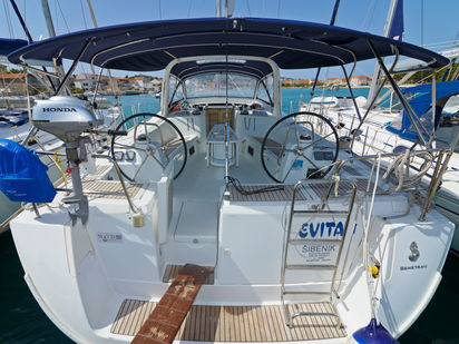 Zeilboot Beneteau Oceanis 50 Family · 2011 (0)