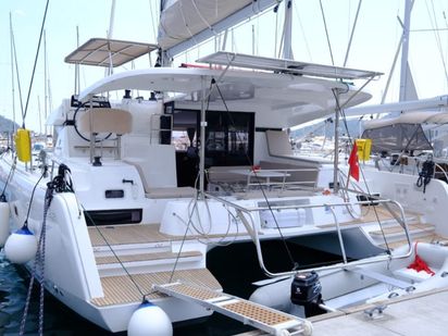 Catamarano Lagoon 42 · 2021 (refit 2021) · Catamaran L42 (1)