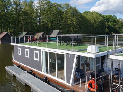 Houseboat Custom Built · 2022 · Lisabeth (1)