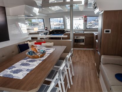 Catamaran Bali Catspace · 2022 · Time Out (1)