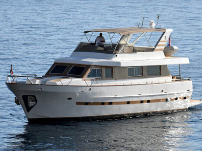 Motorboot Cruisers 440 · 1990 · M/Y Blanka (0)