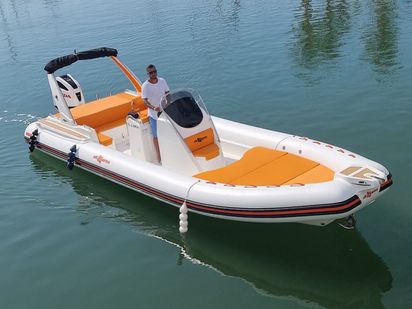 Bateau semi-rigide Altamarea 27 · 2022 · ALTAMAREA WAVE 27 Blanc Orange (0)