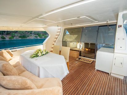 Motorboat Ferretti 830 · 2010 (refit 2020) · Motoryacht DN (1)