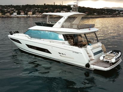 Motorboot Prestige 680 · 2019 (0)