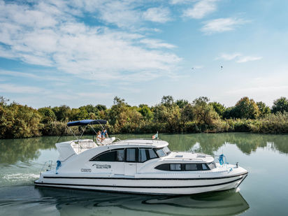 Houseboat Minuetto 8plus · 2019 (0)