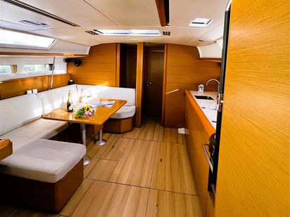 Sailboat Jeanneau Sun Odyssey 469 · 2014 (refit 2020) · Scooby Doo (New sails 2023 - Solar panel-Bow Thruster) (1)