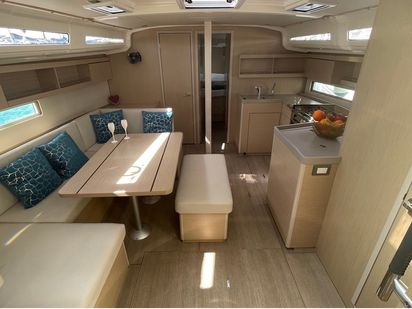 Zeilboot Beneteau Oceanis 40.1 · 2021 · Vela (1)