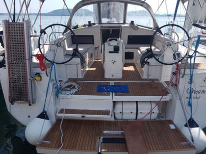 Żaglówka Jeanneau Sun Odyssey 440 · 2020 · Dream On (1)