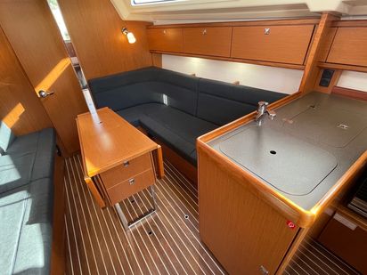 Velero Bavaria Cruiser 34 · 2021 · Astrid (1)