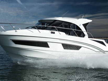 Motorboat Beneteau Antares 9 OB · 2023 · Antares 9 (1)