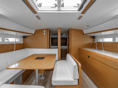 Sailboat Jeanneau Sun Odyssey 519 · 2017 · MARINA (1)