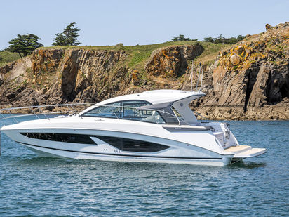 Imbarcazione a motore Beneteau Gran Turismo 36 · 2023 · Gran Turismo 36 (1)