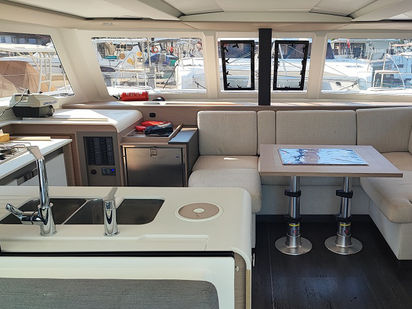 Catamaran Fountaine Pajot Isla 40 · 2022 · Blue Orion (0)