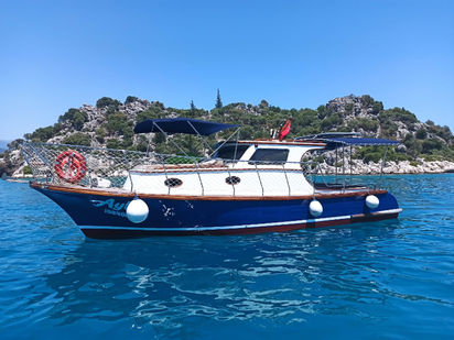 Motorboat Motoryacht Motoryacht · 2013 (0)