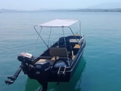 Bateau à moteur MG Marine 4.70 · 2012 (0)