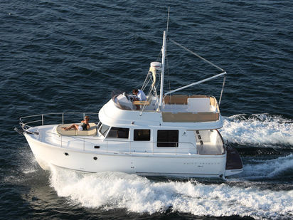 Bateau à moteur Beneteau Swift Trawler 34 · 2012 (0)