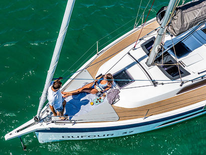 Velero Dufour 37 · 2023 · Epicure (1)