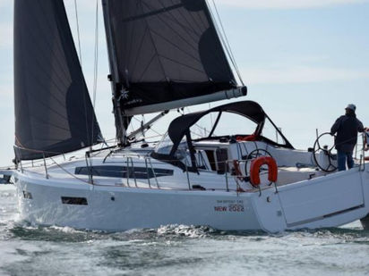 Żaglówka Jeanneau Sun Odyssey 380 · 2022 · Sunny (0)