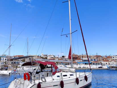 Sailboat Beneteau Oceanis 393 · 2003 · Crete (0)