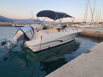 Speedboat Jeanneau Cap Camarat 715 WA · 2020 · CAP CAMARAT 715 OPEN (1)