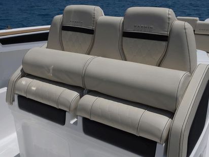 Lancha motora Karnic SL 702 · 2022 · Karnic 7.8 Sundeck (1)