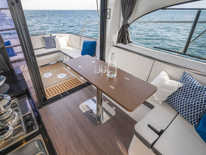 Bateau à moteur Beneteau Antares 11 OB · 2022 · ELA (1)