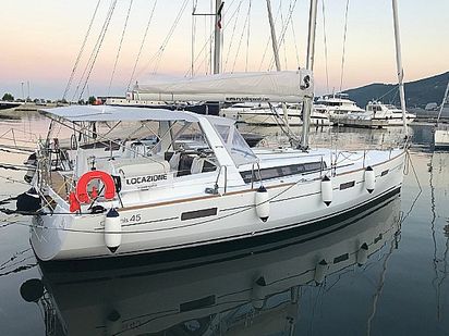 Segelboot Oceanis 45 · 2018 (0)