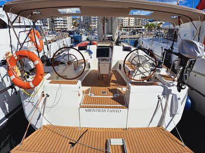 Segelboot Jeanneau Sun Odyssey 449 · 2016 · Mientras Tanto (0)