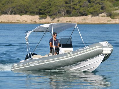 Bateau semi-rigide Predator 570 · 2022 · Predator (1)