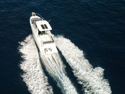 Motorboat Jeanneau Cap Camarat 9.0 WA · 2023 · Jeanneau Cap Camarat (1)