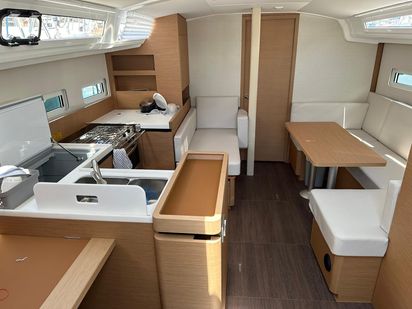 Żaglówka Jeanneau Sun Odyssey 410 · 2023 · Bellagioia (1)