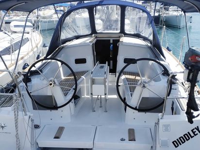 Voilier Jeanneau Sun Odyssey 349 · 2019 (0)